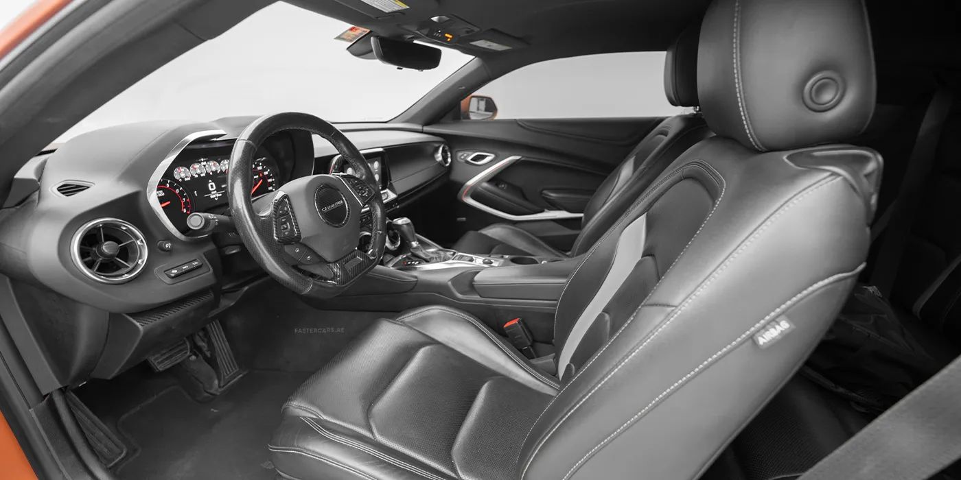 chevrolet-camaro-inside1-view